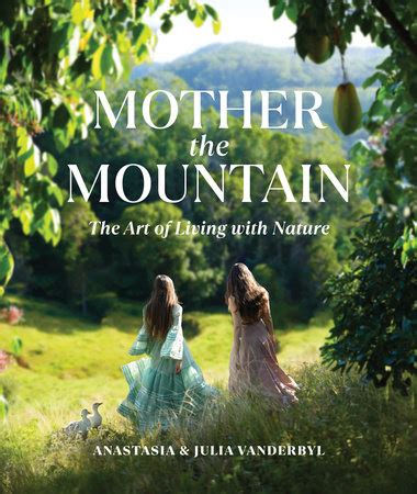 Mother The Mountain Farm: Julia and Anastasias。